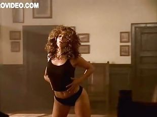 Stunning Latina Jennifer Lopez Shows Her Juicy Round Booty In Panties