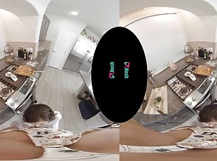 Kitchen fuck VR - Blowjob