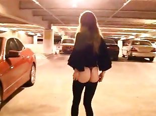 Sexy young thing goes shopping then plays with her tight little pussy