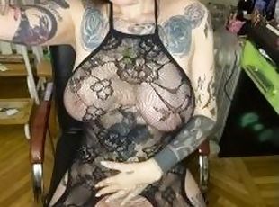 Huge tits tattoed girl