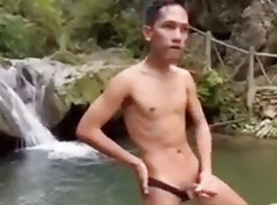 asiatique, masturbation, en-plein-air, amateur, hardcore, gay, branlette, jeune-18, solo, réalité