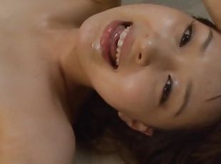 asiatique, ejaculation-sur-le-corps, hardcore, japonais, hirondelle, sur-le-visage, ejaculation