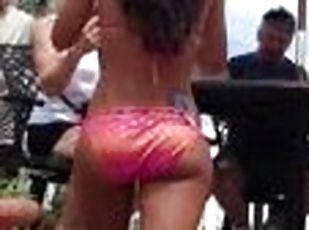 Girl with astonishing ass gets caught on a spy cam on a beach