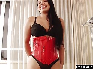 gros-nichons, fellation, milf, latina, branlette, lingerie, bout-a-bout