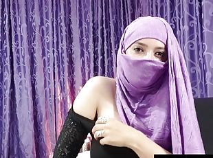 Muslim Muna Hijabi BBW  ArabianChicks
