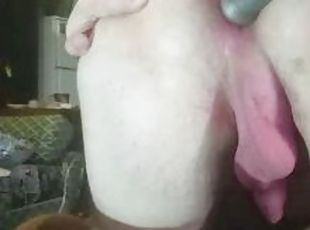 Cute Cock slams himself in the asshole, stretching his Anus - With an Iron Wanker