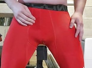 Cumming and pissing in Red leggings