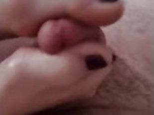 Daddy cums on toes after being edged