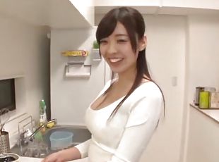Gorgeous Japanese babe Fujii Arisa drops on her knees to blow