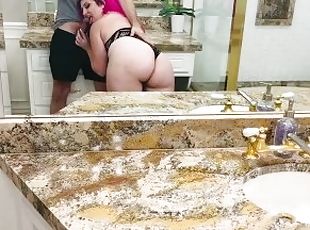 FUCK ME IN THE BATHROOM
