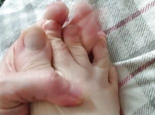 owłosione, stopy, szmata, brudne, napalona, naturalne, ładne, fetysz, palce