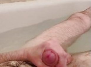 Bathtub edging until i cum