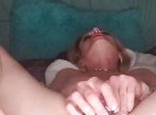 Moaning MILF edges until GUSHING EXPLOSION! Watch me drip, wiggle, and squirt just for you!