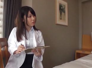 Sweet Japanese doctor drops her uniform to ride her patient