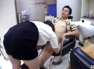 Sexy Asian Hairdresser Giving a Blowjob