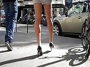 Voyeur Video Of A Babe's Beautiful Legs In Public