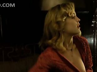 Beautiful Melissa George Strips and Shows Her Knockers and Perfect Ass