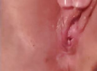 So wet and juicy, Solo fingering to orgasm