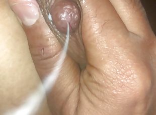 gros-nichons, fisting, mamelons, orgasme, doigtage, sur-le-visage, résille, seins, fétiche, lait
