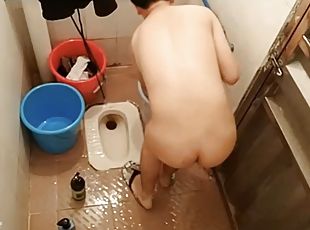 азиатки, в-ванне, мастурбация, худые, огромный-член, геи, черные, камеры, вуайеризм, молоденькие-18