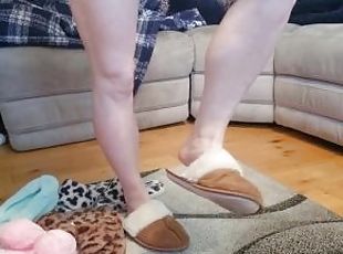 Babe Shows Off All 5 Pairs Of Her Sexy Slippers - SweetSocksStudios