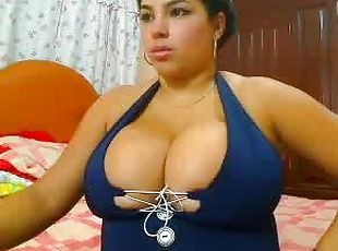 Massive tits on BBW cam model