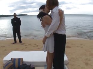 Great sex game with alluring Mizuki Miri on a beach