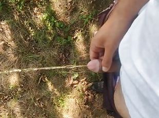 Pissing in Forest Is So Relaxing For Me