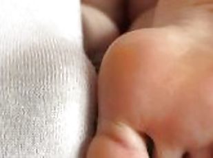 POV Feet Joi (If you click you become my footboy)
